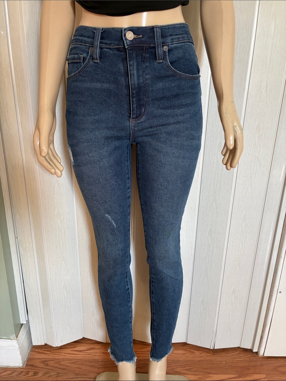 Women's High-Rise Dark Blue Skinny Jeans